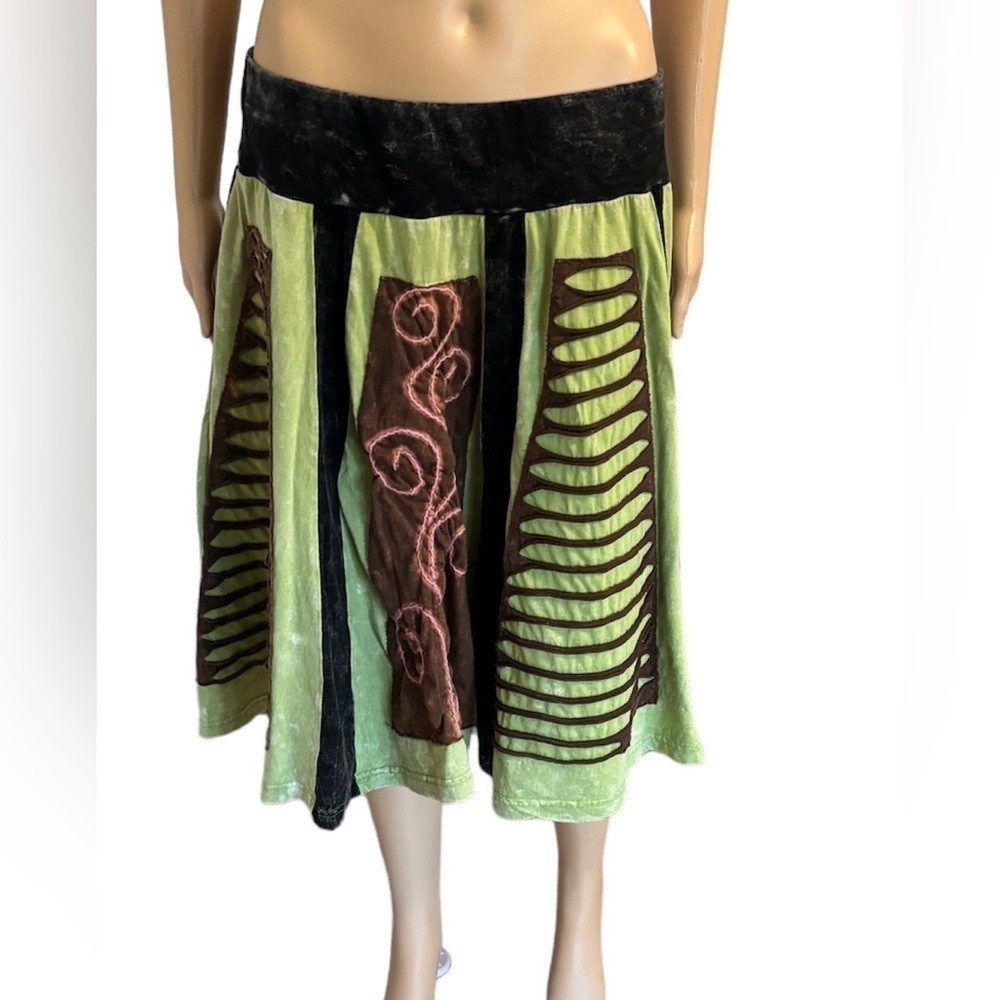 Vintage Rising International boho distressed velveteen embroidery circle skirt L